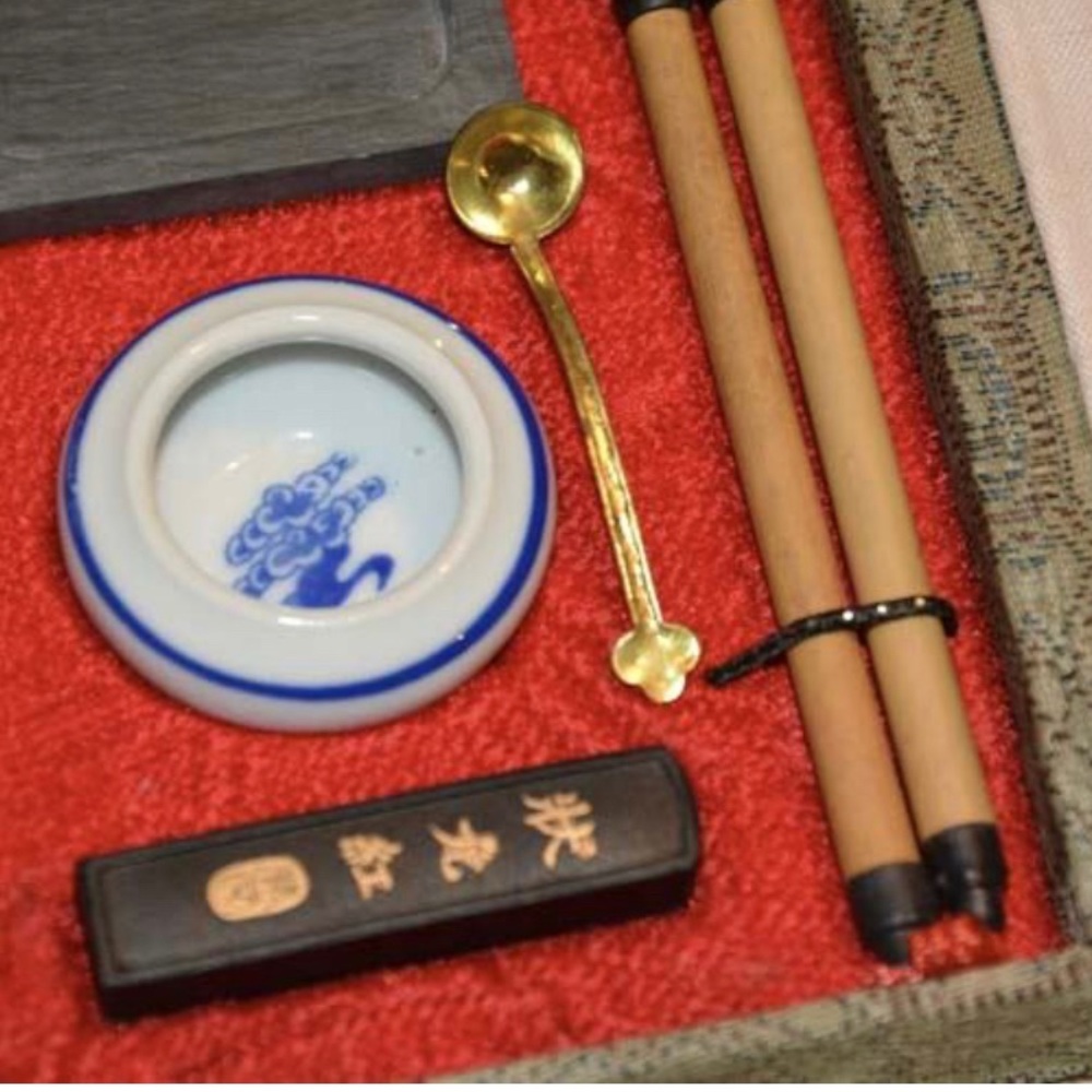 Chinese Fitted Calligraphy Box Set - Picture 2 of 7